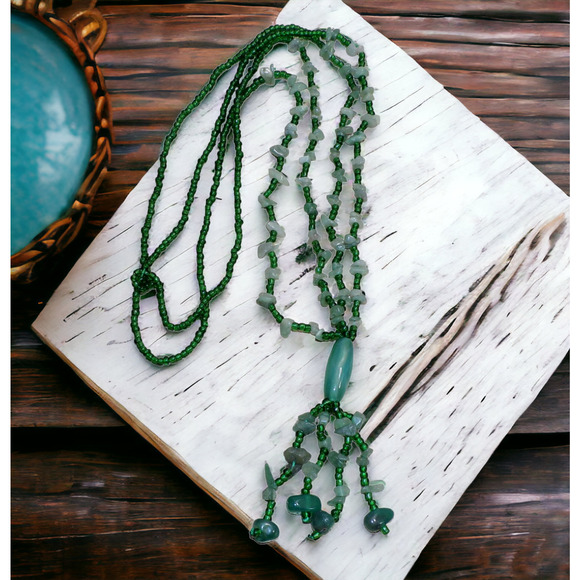 Green Aventurine Stone & Glass Necklace Handcrafted 35-Inch-Long Flapper Style - Picture 3 of 4